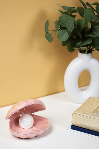 Ceramiczna lampka LED | Lampka nocna w kształcie muszli | Bezprzewodowa lampka stołowa | BKD-140-PINK