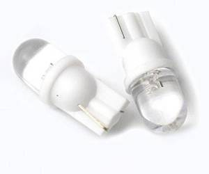 Żarówka samochodowa LED W5W T10 FLUX