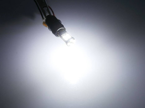 Żarówka samochodowa LED W5W T10 12 SMD CREE 3030 BLISTER