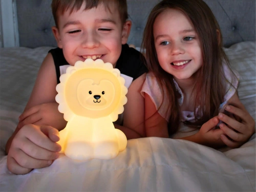 Lampka nocna dla dzieci LED z głośnikiem Bluetooth  Lew | Silikonowa, dotykowa lampka dzięcięca USB  | JS-L8L-330