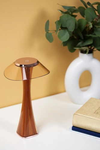 Nowoczesna lampka stołowa | Lampka nocna z wybudowanym akumulatorem | Lampka stołowa LED | MGD-151-Brown