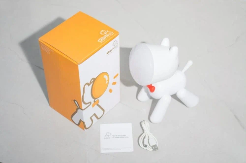 Urocza lampka LED w kształcie pieska z regulacją jasności i akumulatorem USB | Lampka biurkowa Waggy Puppy |  YG-TD104-W