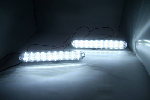 Światła LED do jazdy dziennej z kierunkowskazem | DRL 06