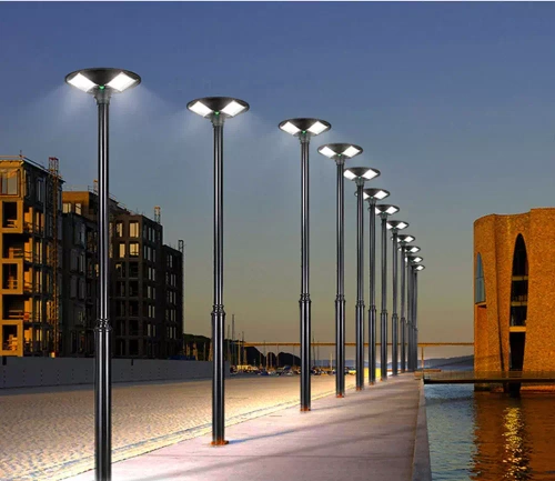 Uliczna latarnia, lampa solarna LED UFO | 1000W, 12Ah, IP65, 672 LED SMD5730 | duży panel słoneczny 6V/15W | Pilot | LDT-B840
