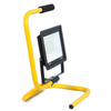 Przenośny naświetlacz LED 50W z uchwytem | Mobilny halogen roboczy 4750 lm IP66 – do warsztatu, budowy | 