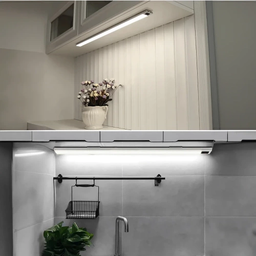 Lampka meblowa z czujnikiem ruchu | Bezprzewodowa lampka nocna z sensorem | Lampka LED podszafkowa 40 cm | HSL-S40CM-SILVER