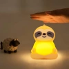 Silikonowa lampka nocna LED Leniwiec | Przenośna lampka dziecięca 9 kolorów światła |   JL-243