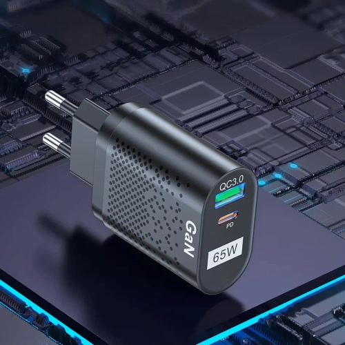 GAN | Szybka ładowarka sieciowa 65W z portami USB i PD 3.0 (USB-C)