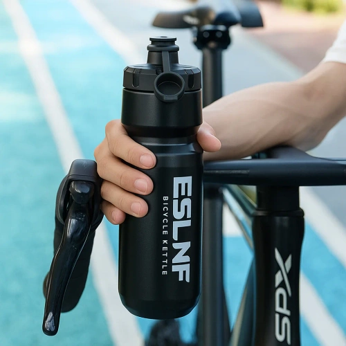 Bidon rowerowy  720 ml | Lekka butelka sportowa z ustnikiem | YLB-720ML