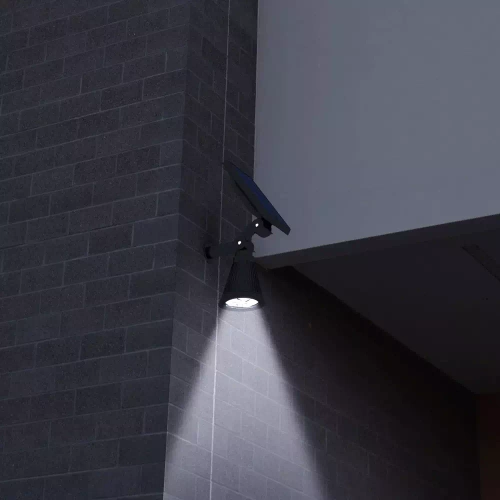 Ogrodowa lampa solarna LED wbijana | Reflektor SPOT | 250lm, 2200mAh, 4 LED | YNG-4LED