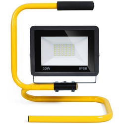 Naświetlacz LED przenośny 30W z uchwytem | Mocny halogen roboczy 2850 lm IP66 do warsztatu, budowy |