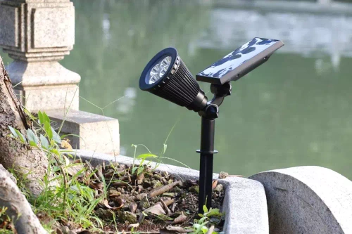 Ogrodowa lampa solarna LED wbijana | Reflektor SPOT | 250lm, 2200mAh, 4 LED | YNG-4LED