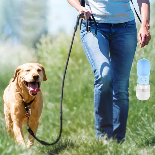 Przenośne poidełko dla zwierząt | Butelka na wodę dla psa lub kota | Bidon z dołączoną miską | PAC-500ML-BLUE