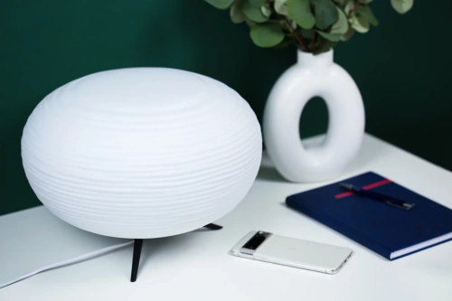 Lampa stołowa z mlecznym kloszem | Szklana lampka nocna | CSD-C3425-W