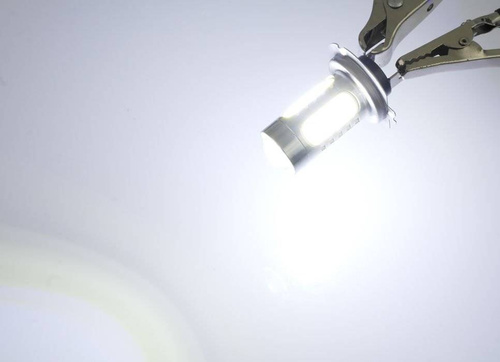 Żarówka samochodowa LED H7 COB 7,5W