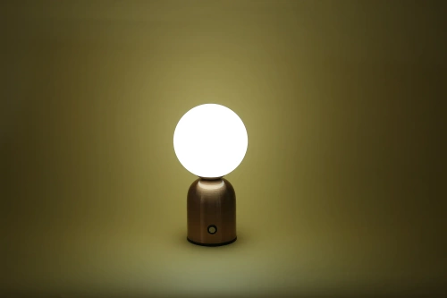 Elegancka lampa stołowa z regulacją barwy oraz mocy świecenia | Dotykowa lampka nocna z wbudowanym akumulatorem |  YG-D031-COPPER